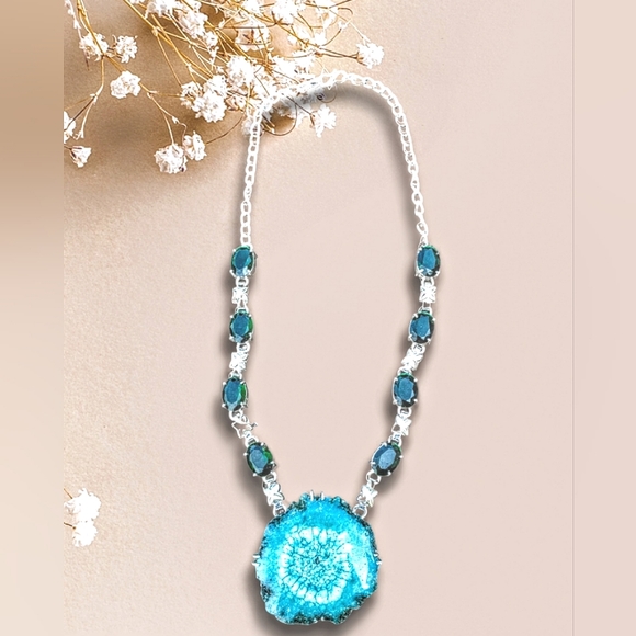 HANDMADE BLUE SOLAR QUARTZ NECKLACE - Picture 1 of 3